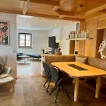 公寓 Wilderer Luxus App Im Magdalena 米滕瓦尔德